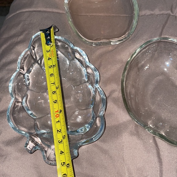 Bundle of 3 fruit Glass dishes/ trinket dishes/nut or candy dishes vinta… - Picture 5 of 9